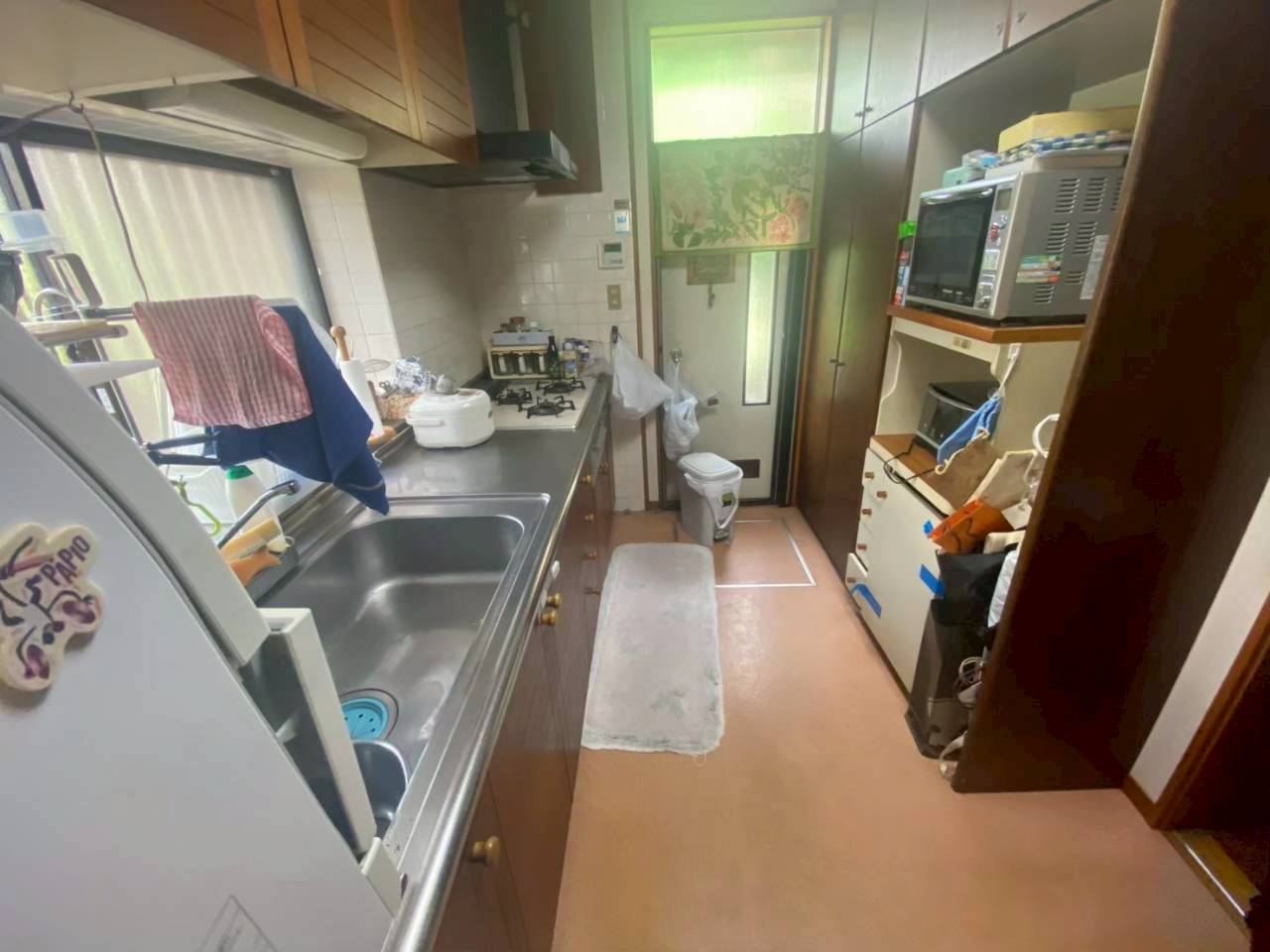 キッチンの生活用品整理の作業前写真